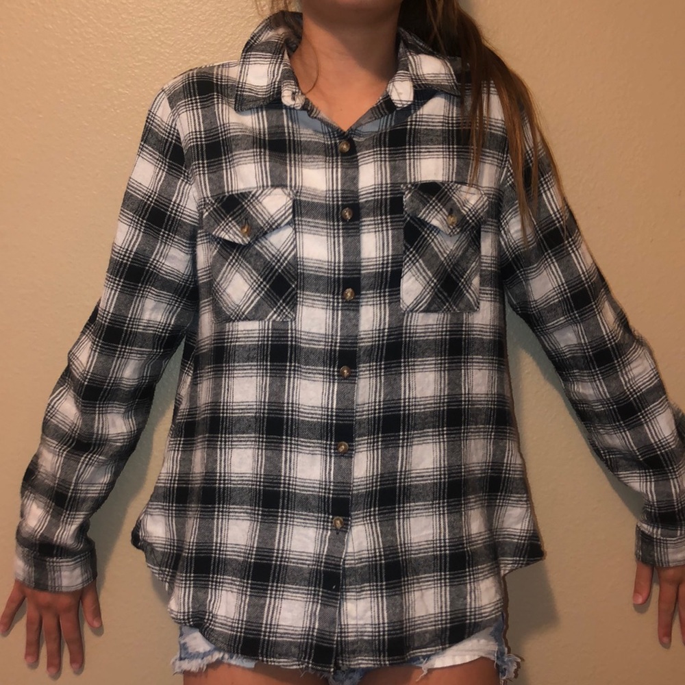 black plaid fuzzy flannel